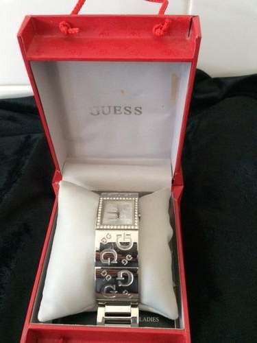 GUESS LADIES WATCH IN ORIGINAL BOX