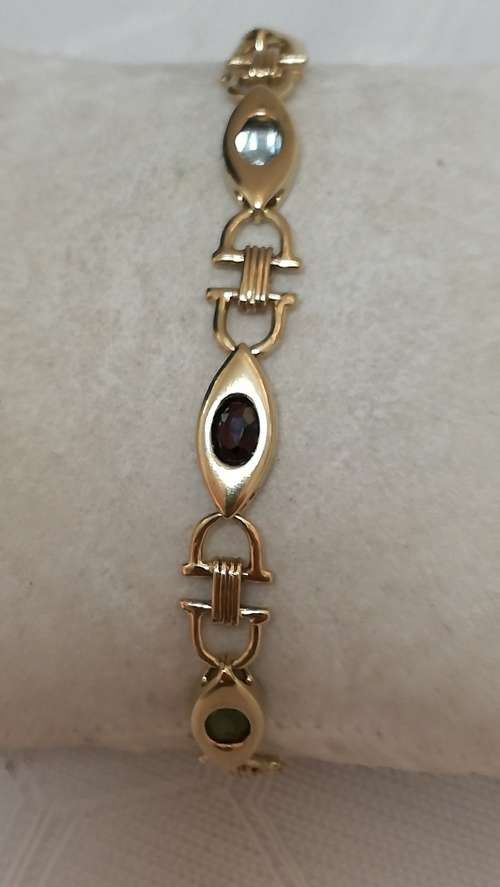 9ct Yellow Gold Gem bracelet
