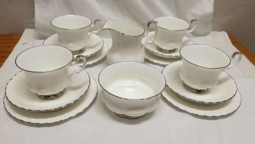 Vintage Royal Albert 'Chantilly' and 'Enchantment' sets