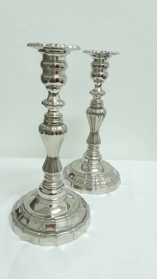 Vintage ornate candlestick holders Emess