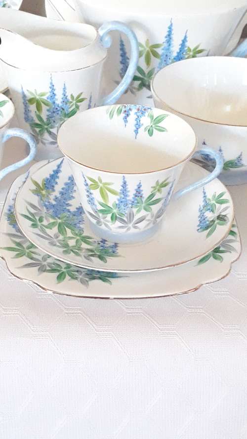 Vintage Royal Standard set