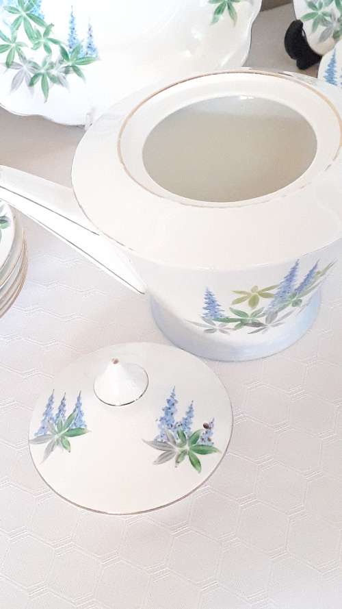 Vintage Royal Standard set