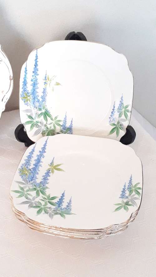 Vintage Royal Standard set