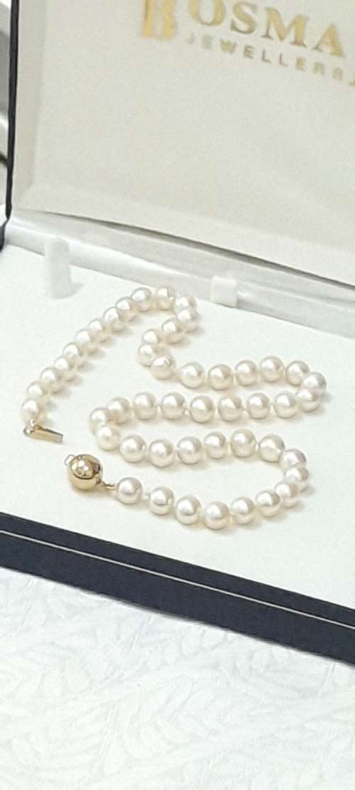 Vintage Freshwater pearl necklace