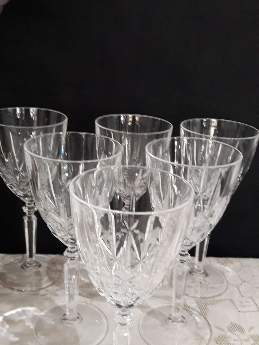 Vintage Oneida `Orchestra` crystal red wine glasses