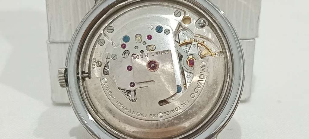 1960s Movado Kingmatic men`s watch