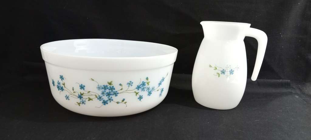 1990s Arcopal milk glass bowl and jug