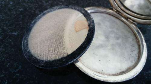 REDUCED - Vintage Silver Ladies Powder Box - 40.6 grams