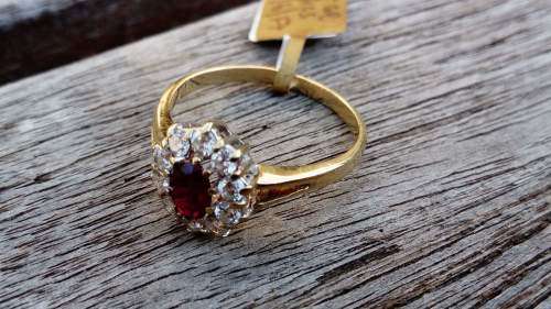9ct Yellow Gold Cluster Ring with Cubic Zirconias and Red imitation Spinel.