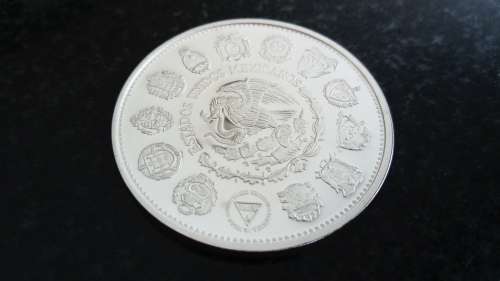 Mexico 100 Pesos 1992 Silver Proof Ibero American Series Silver Coin.