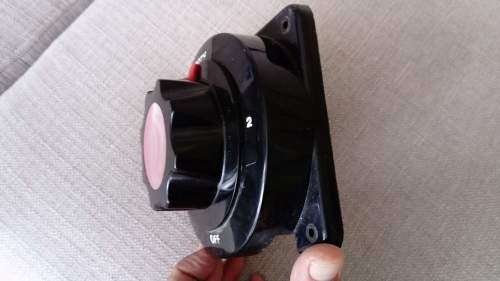 Dual Battery Isolator Switch