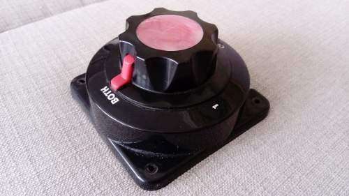 Dual Battery Isolator Switch