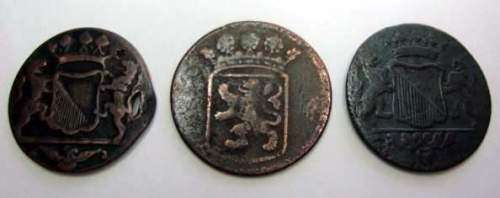 3 x VOC Dutch East India Duit's - ONE BID TAKES ALL THREE COINS.