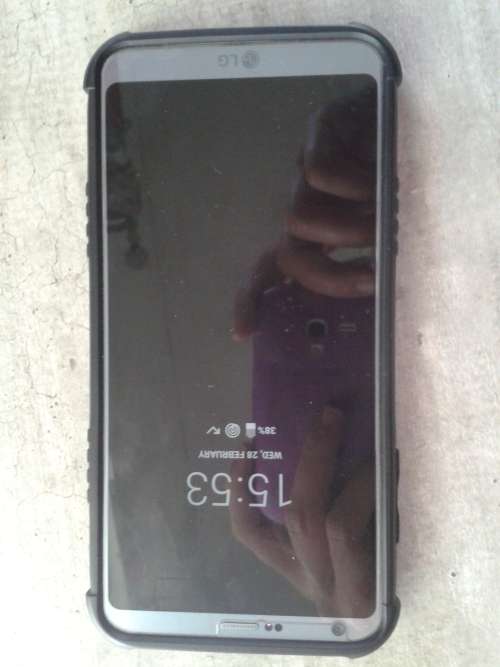 LG G6 used but in mint condition. With 64Gig SD card