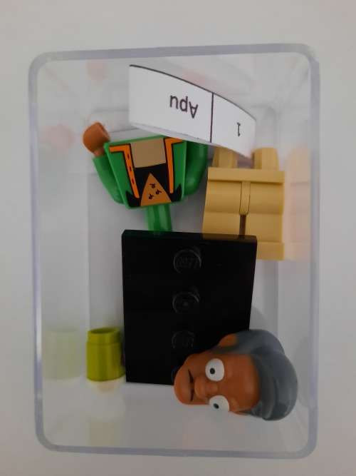 Lego Apu (inc display box and plate)