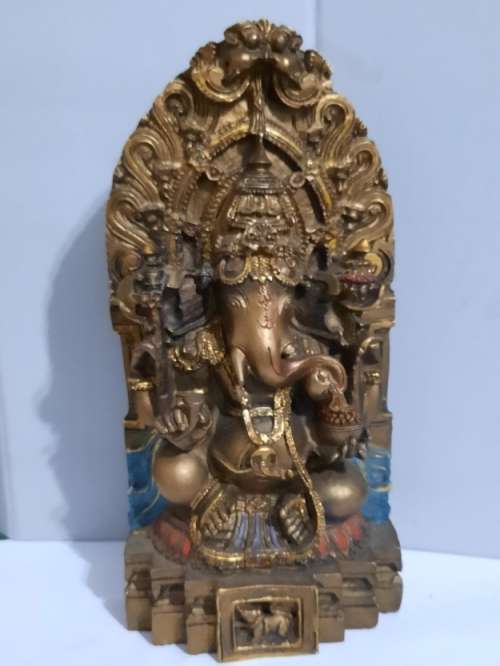 Ganesha Resin Seated (18cm)