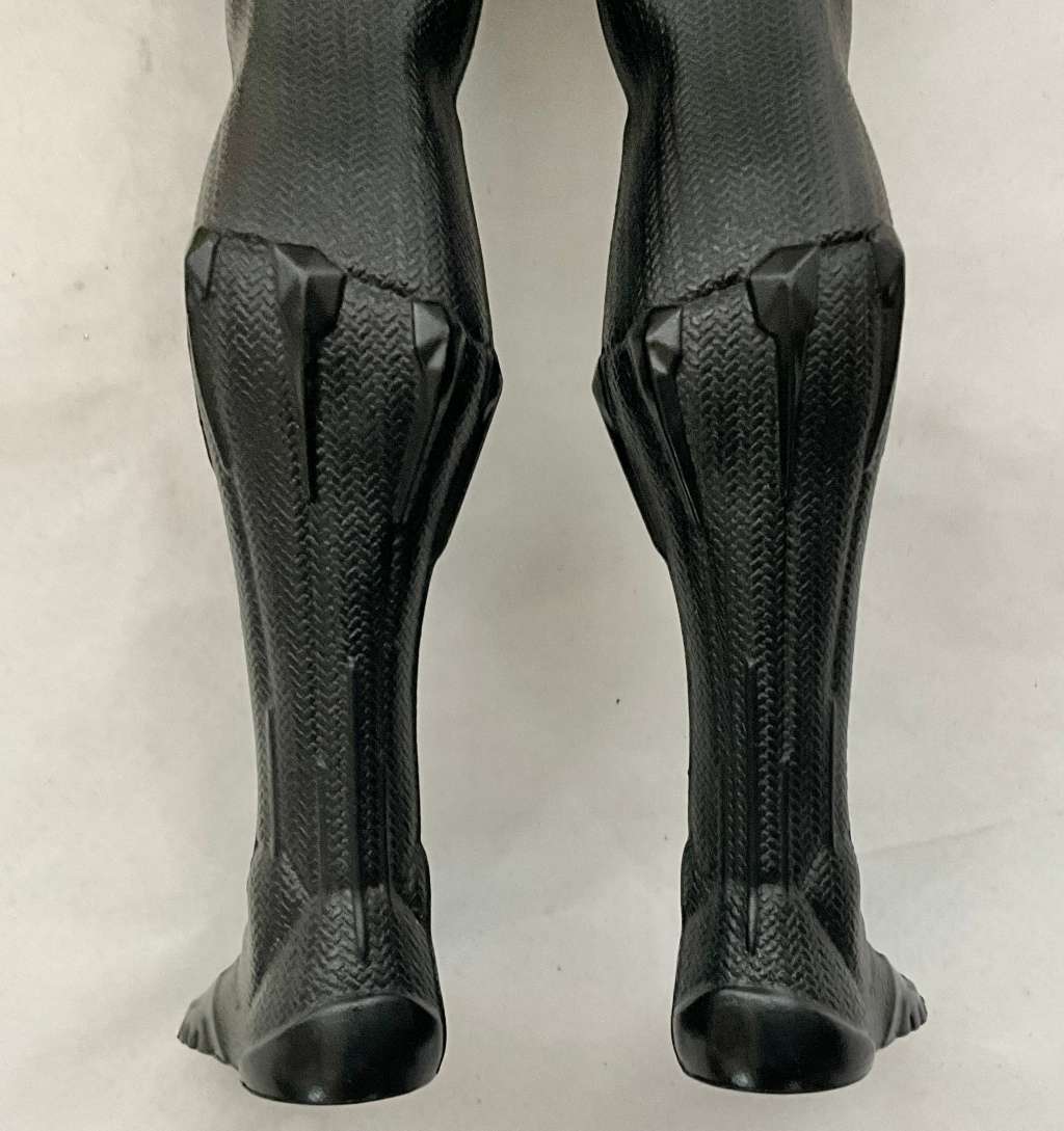 Large Black Panther figurine (Hasbro)