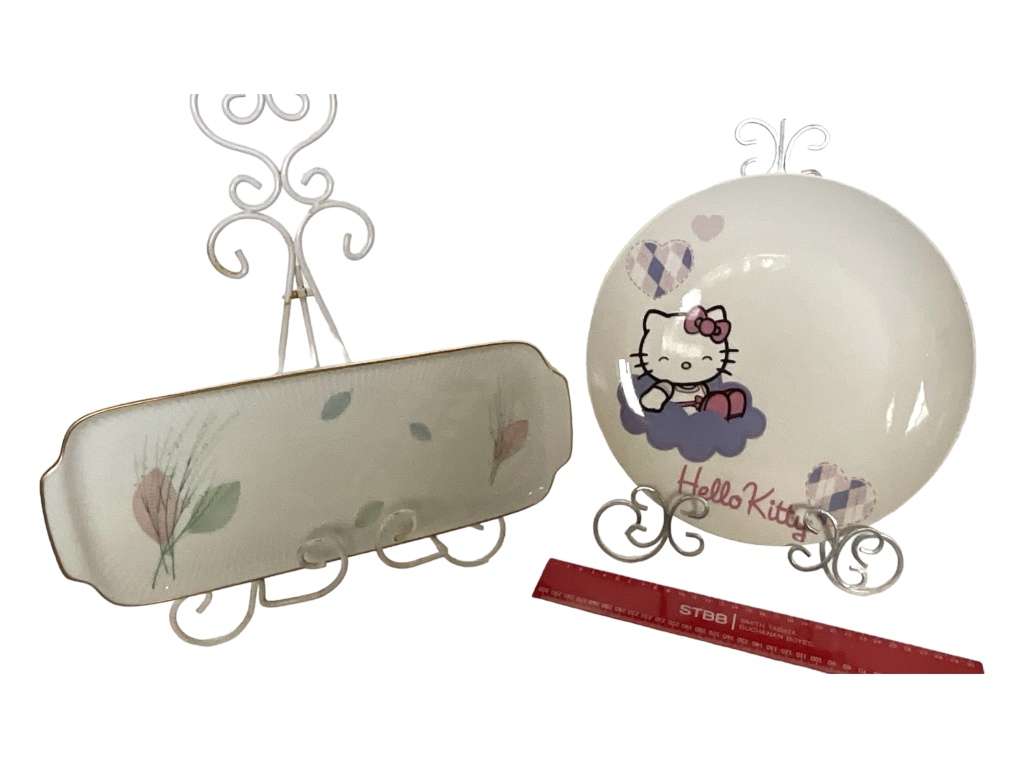 Large Hello Kitty plate, offered with mid-century style Thomas sandwich tray