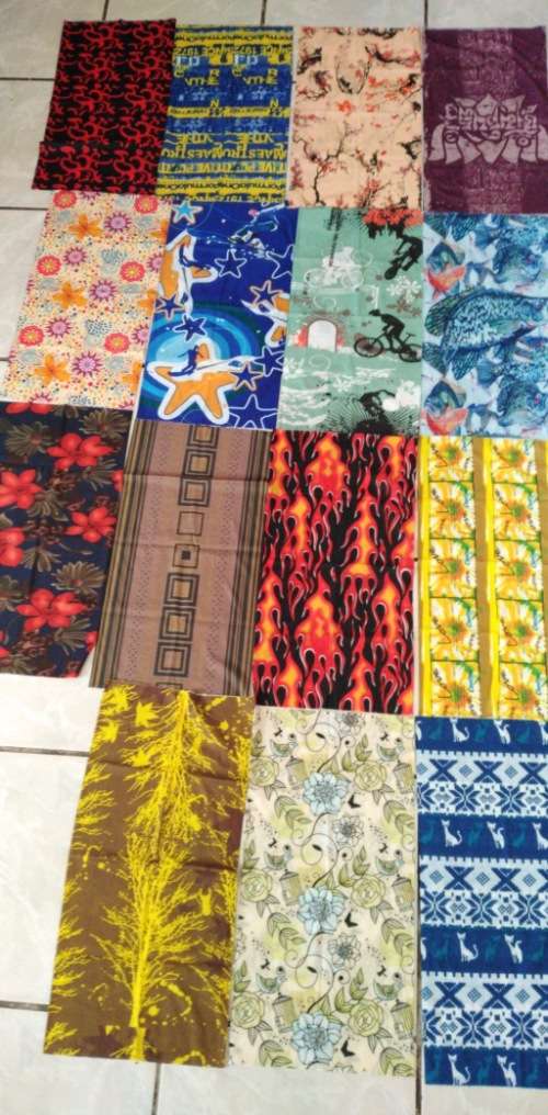 Buffs Assorted minimum 20 face masks bandana buff stretch material tube seamless