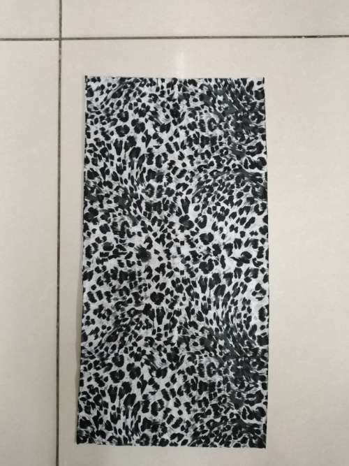 Buffs Assorted minimum 20 face masks bandana buff stretch material tube seamless