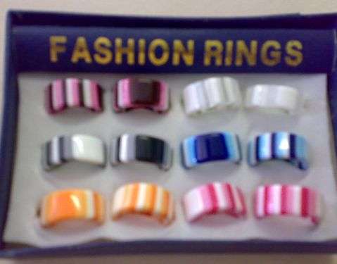Rings 12pc plastic