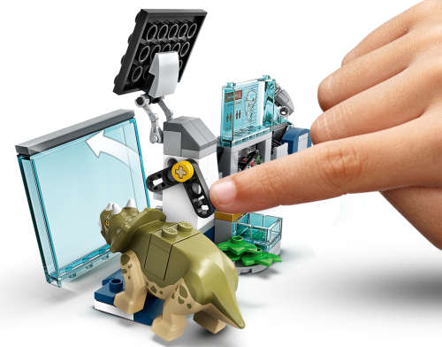 LEGO® Jurassic World Dr. Wu`s Lab: Baby Dinosaurs Breakout (75939)