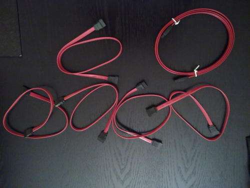 5x SATA Connection Cables