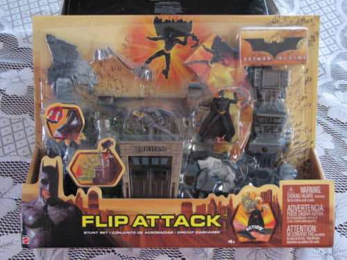 Mattel Batman Begins Flip Attack Set