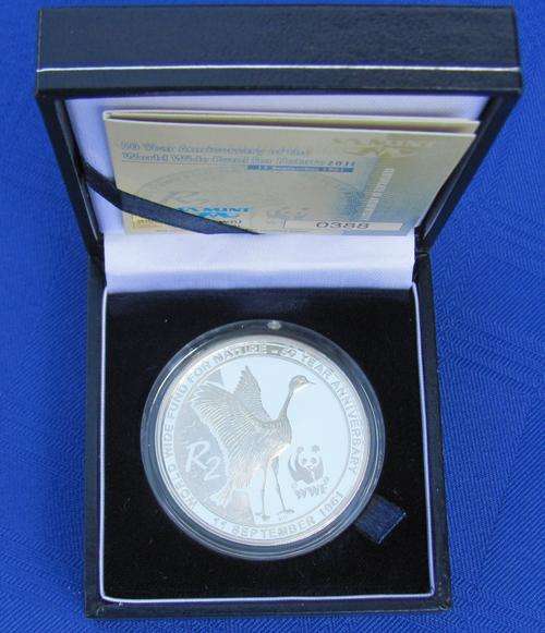 2011 Silver Proof R2 (WWF) coin