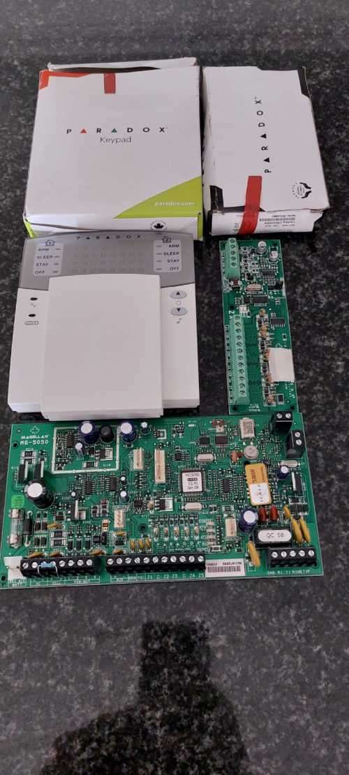 PARADOX WIRED/WIRELESS BUNDLE