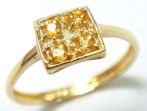 Beautiful solid 9kt gold and genuine citrine ring.