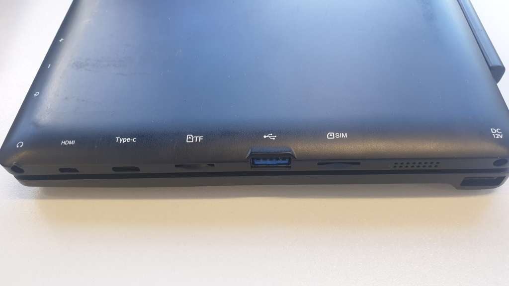 64gb Mecer 2-in-1 Windows Tablet (MW10Q16+LTE)