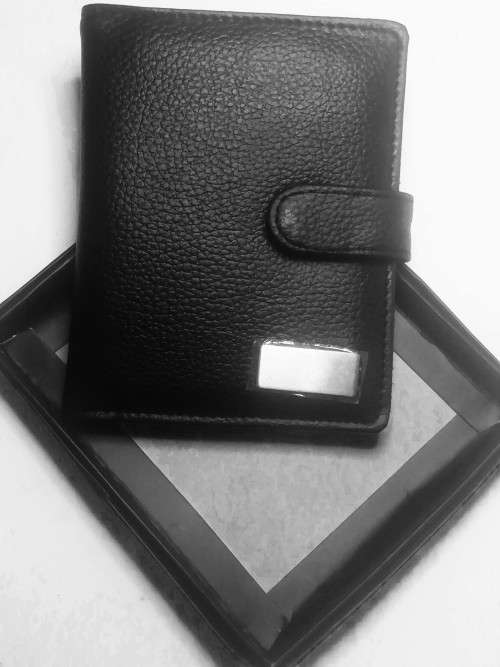 GIFT- New Boxed PU Leather Wallet With Name Or Logo Tag
