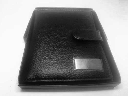 GIFT- New Boxed PU Leather Wallet With Name Or Logo Tag