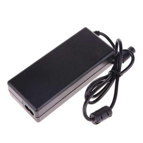 90W UNIVERSAL LAPTOP CHARGER