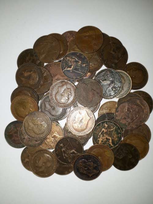 lot of 60 British Farthings