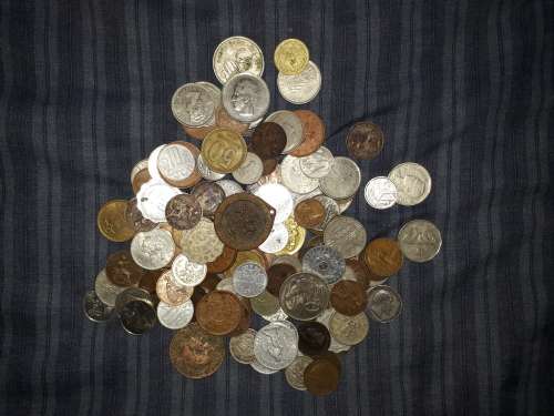 WOW !! excellent lot of mixed unchecked coins..138 coins. as is
