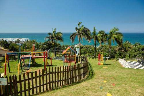 CHAKAS ROCK CHALETS MIDWEEK 02-06 Nov 2020 (3 BED 8 SLEEPER)for 6 adults+2 kids under12 NEAR BALLITO