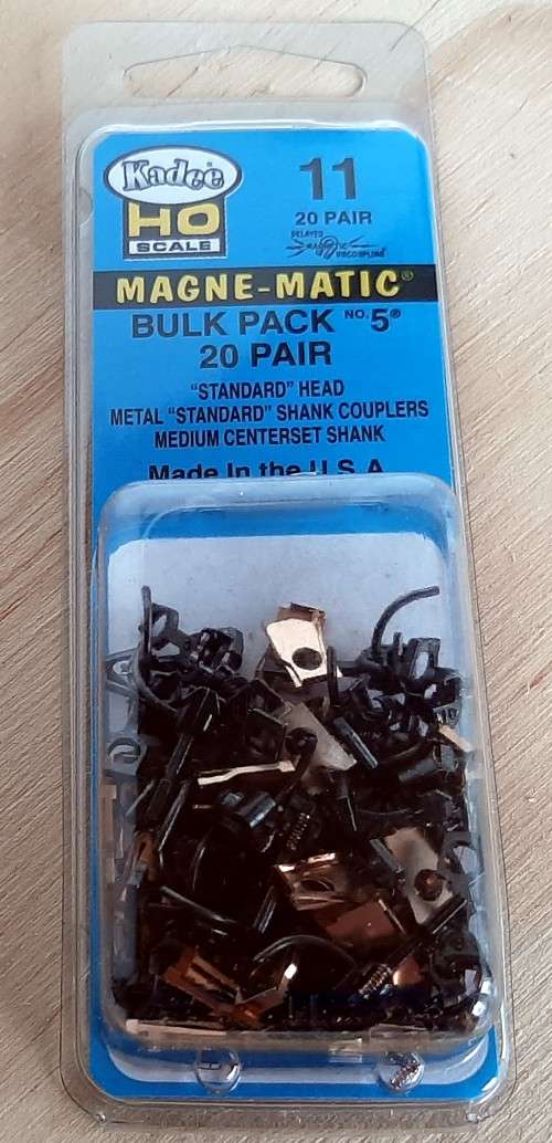 SAR Kadee 11 Bulk couplers x 40