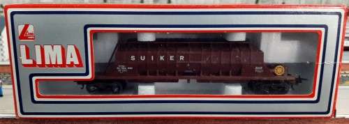 Lima Sugar wagon with Lima couplers, new in box