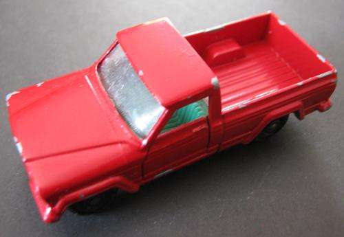 SCARCE GREEN INTERIOR NO 71 B "JEEP GLADIATOR" FROM 1964 BY MATCHBOX LESNEY, ENGLAND