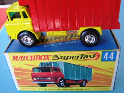 MINT AND BOXED MATCHBOX LESNEY NO 44 SUPERFAST REFRIGERATOR TRUCK FROM ENGLAND. NOT DINKY.