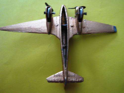 ORIGINAL NO 60 g  "DH COMET" "GRACE" IN GOLD BY MECCANO DINKY OF ENGLAND (NOT CORGI OR LESNEY)