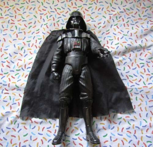 GIGANTIC 50CM FIGURE OF "DARTH VADER" FROM STAR WARS BY LUCAS FILMS. NO 1835NT01. NOT SPIDERMAN.