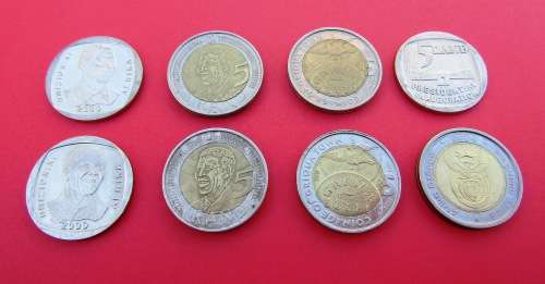 EIGHT R5 COINS OF PRESIDENT MANDELA AND OTHER SPECIAL ISSUE R5 COINS.