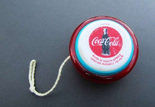 GENUINE RUSSEL`COCA-COLA` SUPER YO-YO FROM SOUTH-AFRICA. BY COCA-COLA COMPANY.