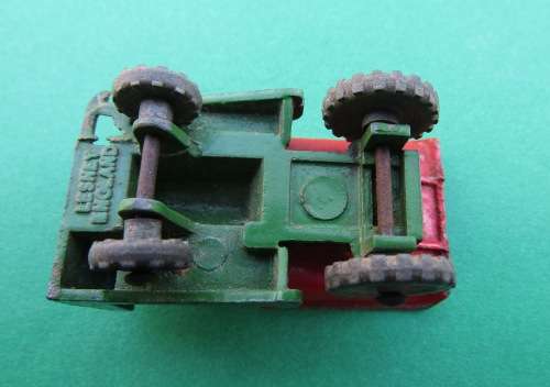 VINTAGE MOKO LESNEY NO 2A `DUMPER` ISSUED IN 1953 BY `LESNEY MATCHBOX` FROM ENGLAND. NOT DINKY.
