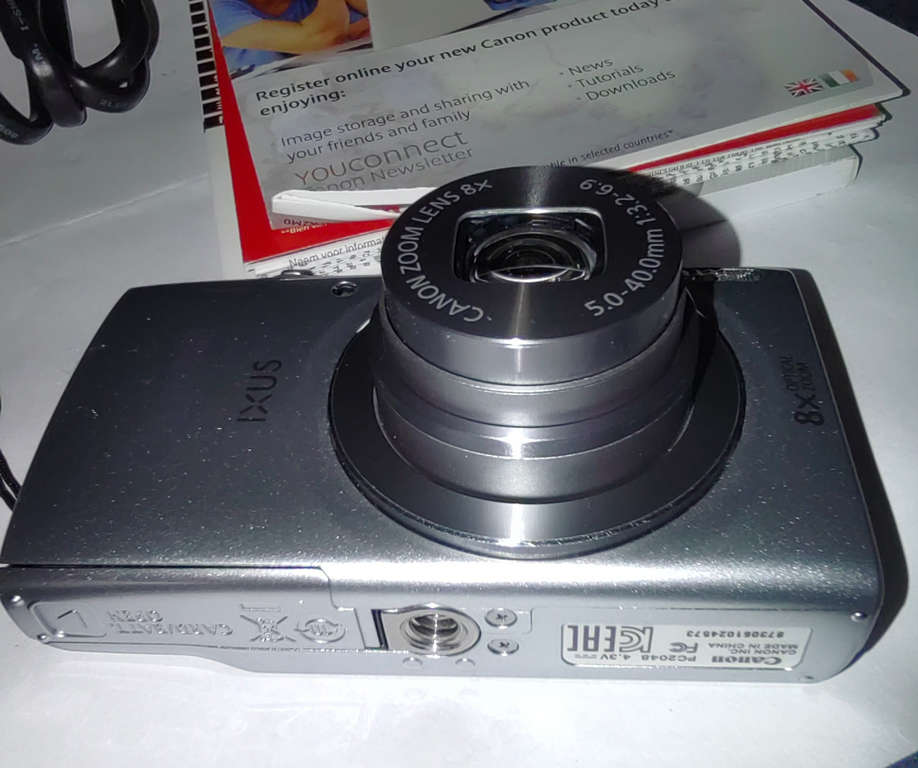 Canon IXUS 145 like new