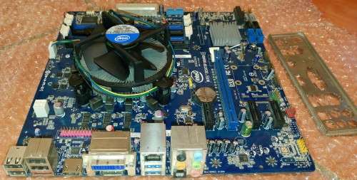 Intel DH77EB LGA 1155 Intel H77 HDMI SATA 6Gb/s USB 3.0 ATX Intel Motherboard