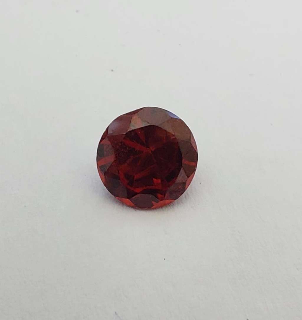 1.5ct Round Garnet